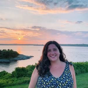 Meet your Posher, Alexandra